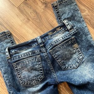 Miss me signature skinny jeans, size 26.